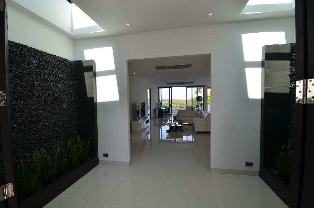 Sansuri Resort - Luxury Apartmentsスリンビーチ エクステリア 写真